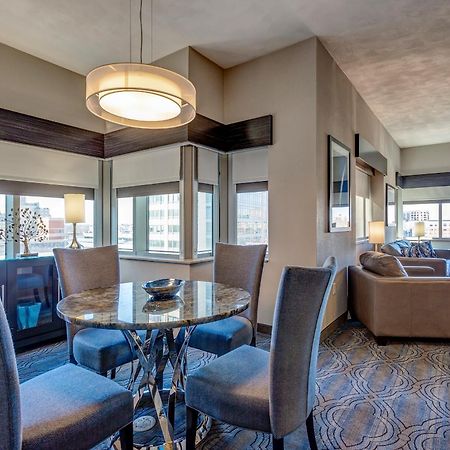 Doubletree By Hilton St. Louis Forest Park Luaran gambar